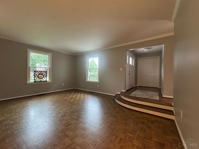 5569 Goldcrest Drive, Green Twp, OH 45238