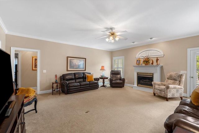 409 Amanda Way, Rocky Face, GA 30740