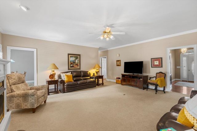 409 Amanda Way, Rocky Face, GA 30740