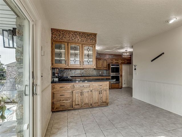 10 Rustic Hills Street, Norman, OK 73072