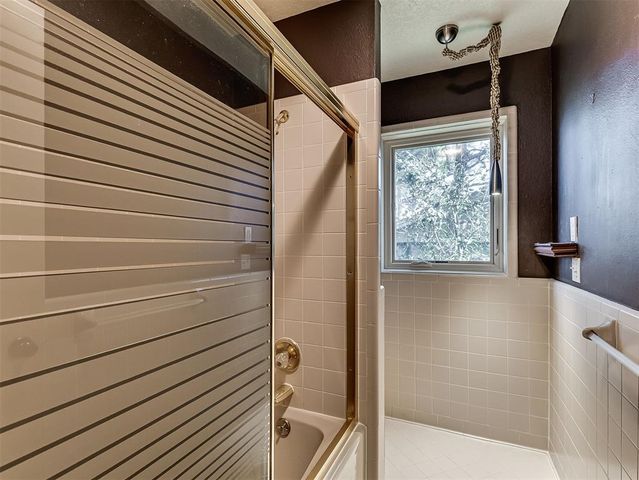 10 Rustic Hills Street, Norman, OK 73072