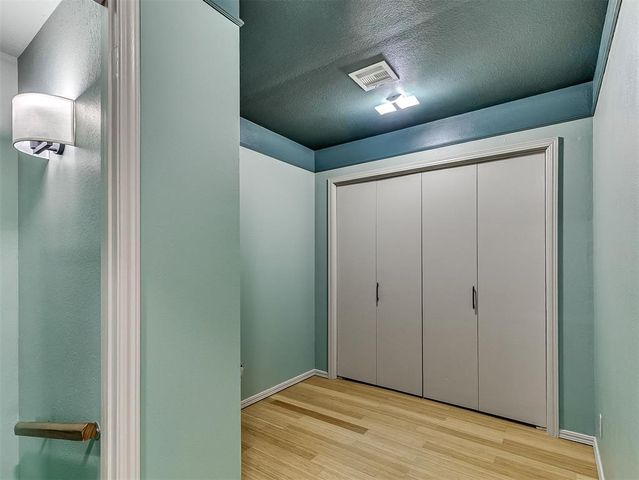 10 Rustic Hills Street, Norman, OK 73072