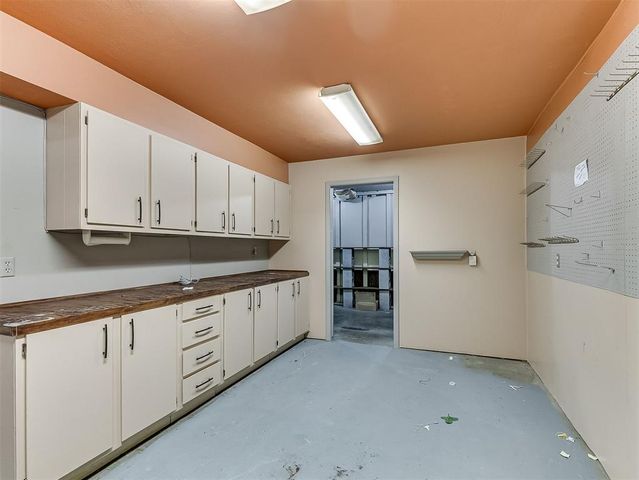 10 Rustic Hills Street, Norman, OK 73072