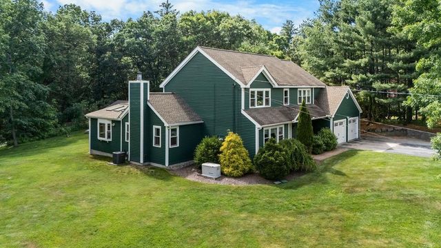 7 Jenny Hill Lane, Nashua, NH 03062