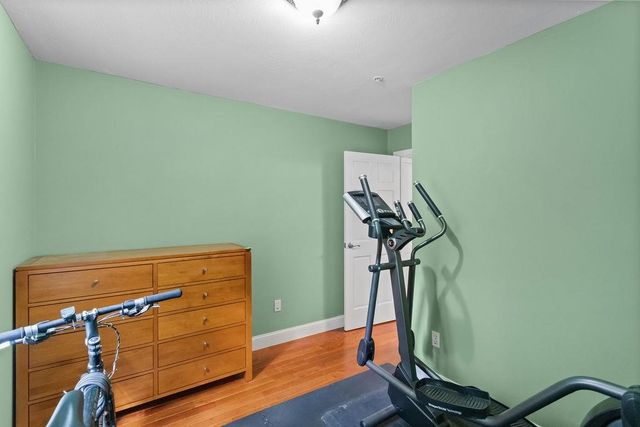 7 Jenny Hill Lane, Nashua, NH 03062