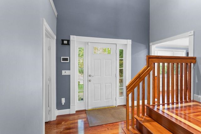 7 Jenny Hill Lane, Nashua, NH 03062