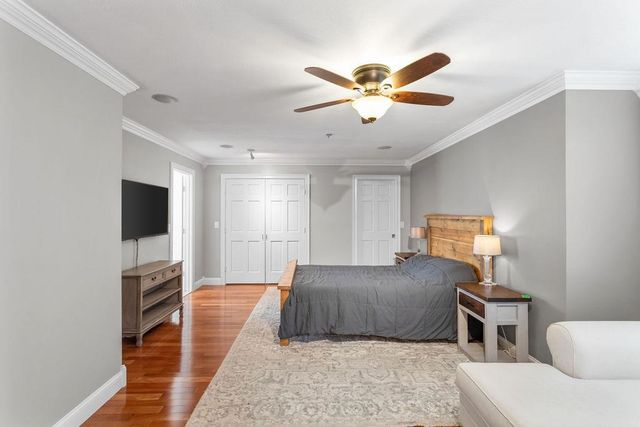 7 Jenny Hill Lane, Nashua, NH 03062