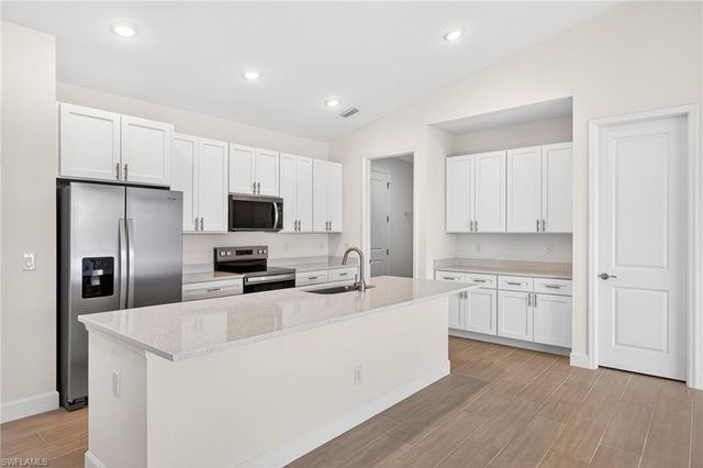 1223 SW 18th AVE, Cape Coral, FL 33991