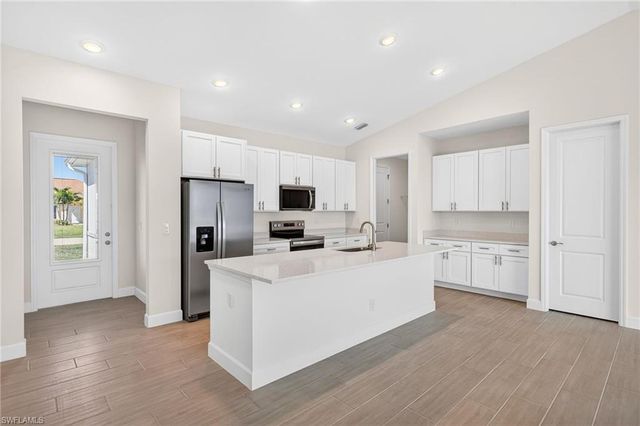 1223 SW 18th AVE, Cape Coral, FL 33991