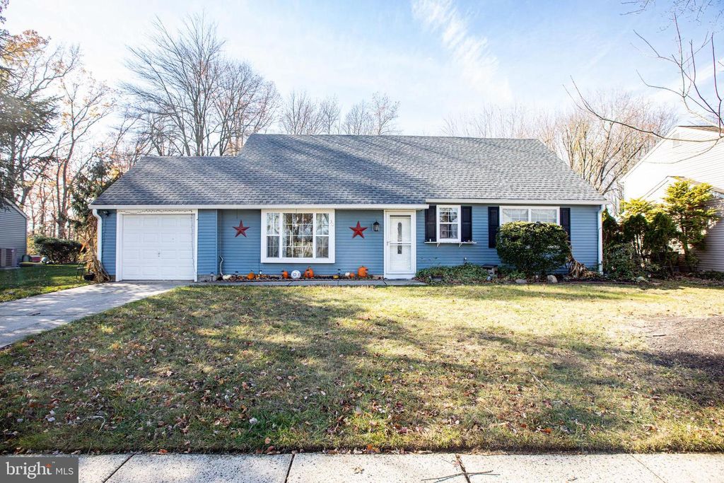 30 DOVER RD, Westampton, NJ 08060