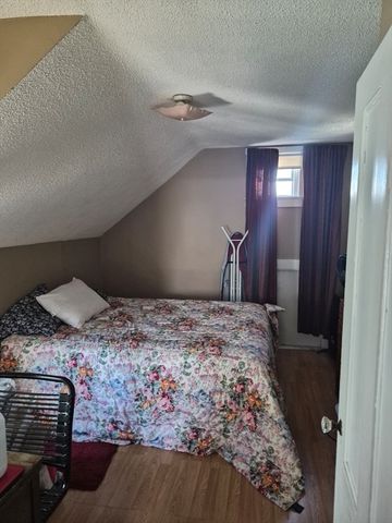 155 Washington St, New Bedford, MA 02740