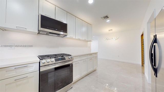 15704 SW 302nd Ter 15704, Homestead, FL 33033