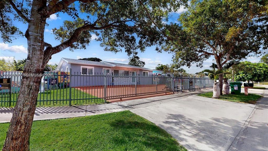 15704 SW 302nd Ter 15704, Homestead, FL 33033