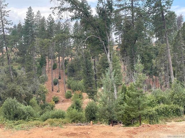 5930 Fickett Ln, Paradise, CA 95969