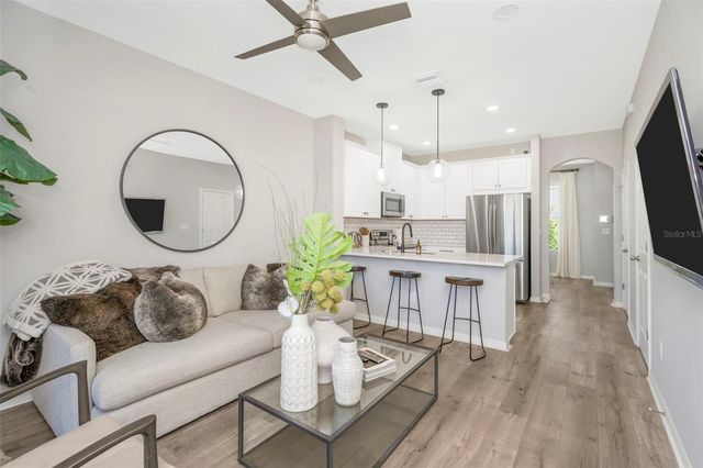 7031 TOWERING SPRUCE DRIVE, Riverview, FL 33578