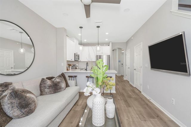 7031 TOWERING SPRUCE DRIVE, Riverview, FL 33578