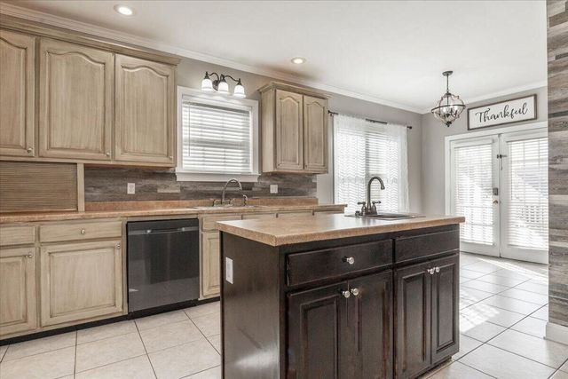 190 Sycamore Drive, Chickamauga, GA 30707