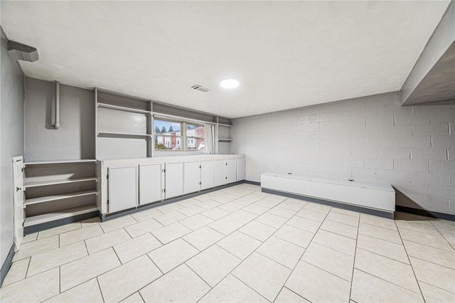 148 Van Dr, Bullskin Twp, PA 15425