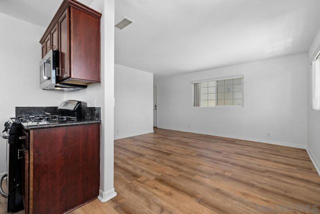 4524 Wilson Ave 201, San Diego, CA 92116