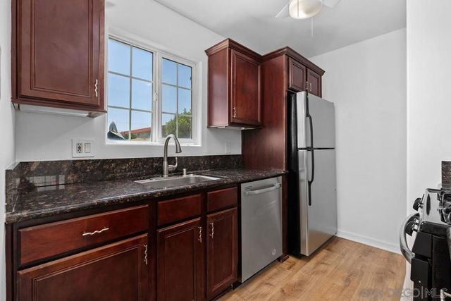 4524 Wilson Ave 201, San Diego, CA 92116