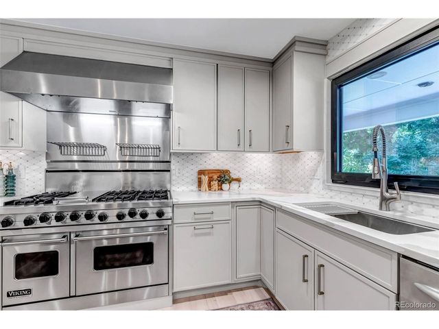 17 E Belleview Ln, Greenwood Village, CO 80121