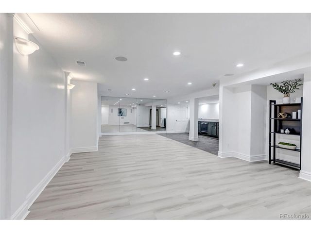 17 E Belleview Ln, Greenwood Village, CO 80121