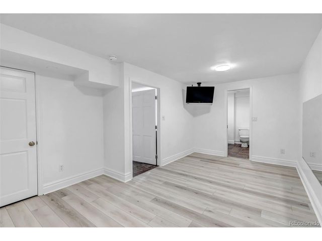 17 E Belleview Ln, Greenwood Village, CO 80121