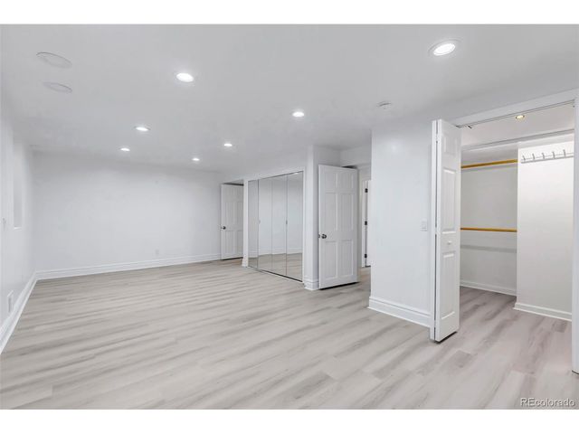 17 E Belleview Ln, Greenwood Village, CO 80121