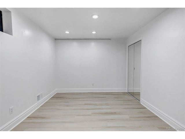 17 E Belleview Ln, Greenwood Village, CO 80121