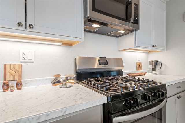 1 Calle Andreita, Santa Fe, NM 87506