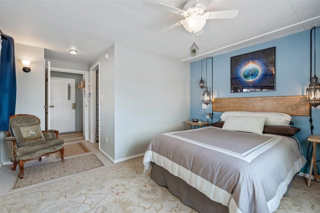 1 Calle Andreita, Santa Fe, NM 87506