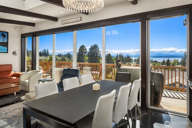 1116 Vista Place, Edmonds, WA 98020