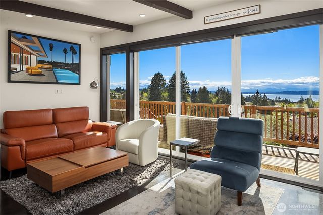 1116 Vista Place, Edmonds, WA 98020
