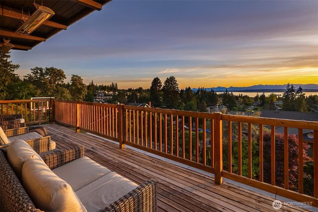 1116 Vista Place, Edmonds, WA 98020