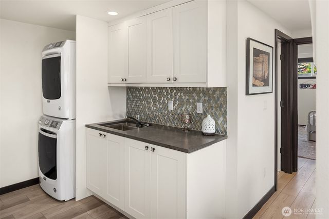 1116 Vista Place, Edmonds, WA 98020