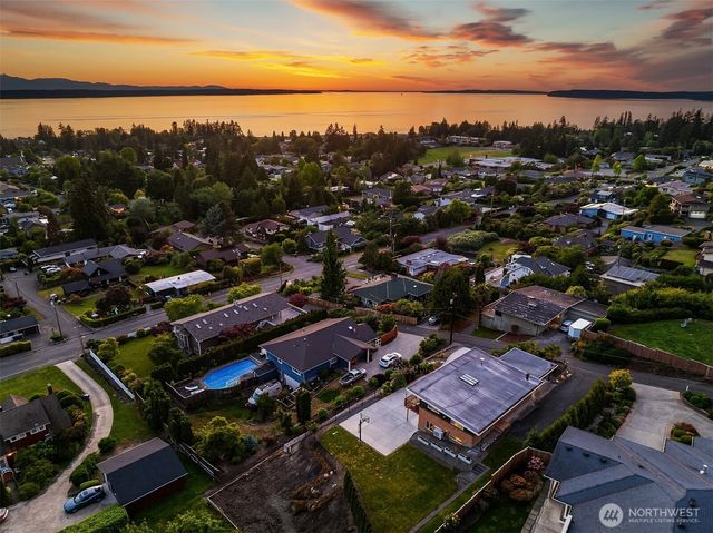 1116 Vista Place, Edmonds, WA 98020