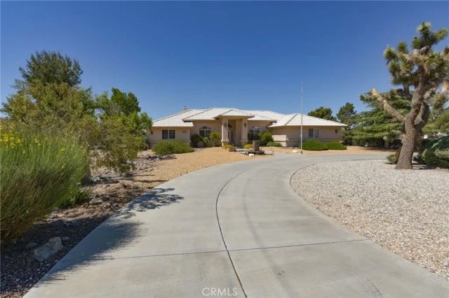 20690 Rancherias Road, Apple Valley, CA 92307