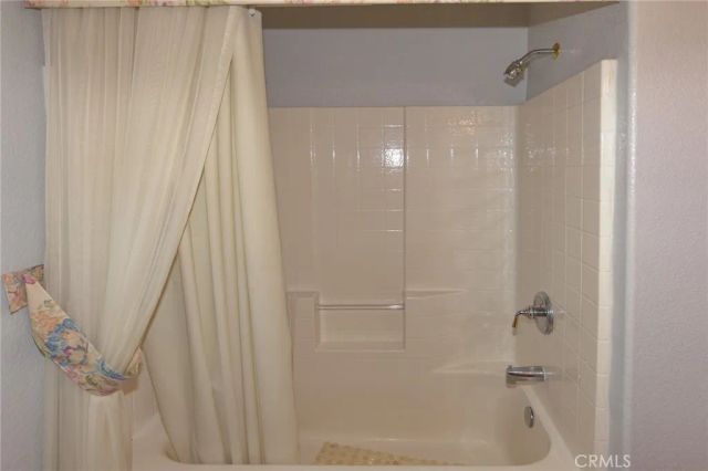20690 Rancherias Road, Apple Valley, CA 92307
