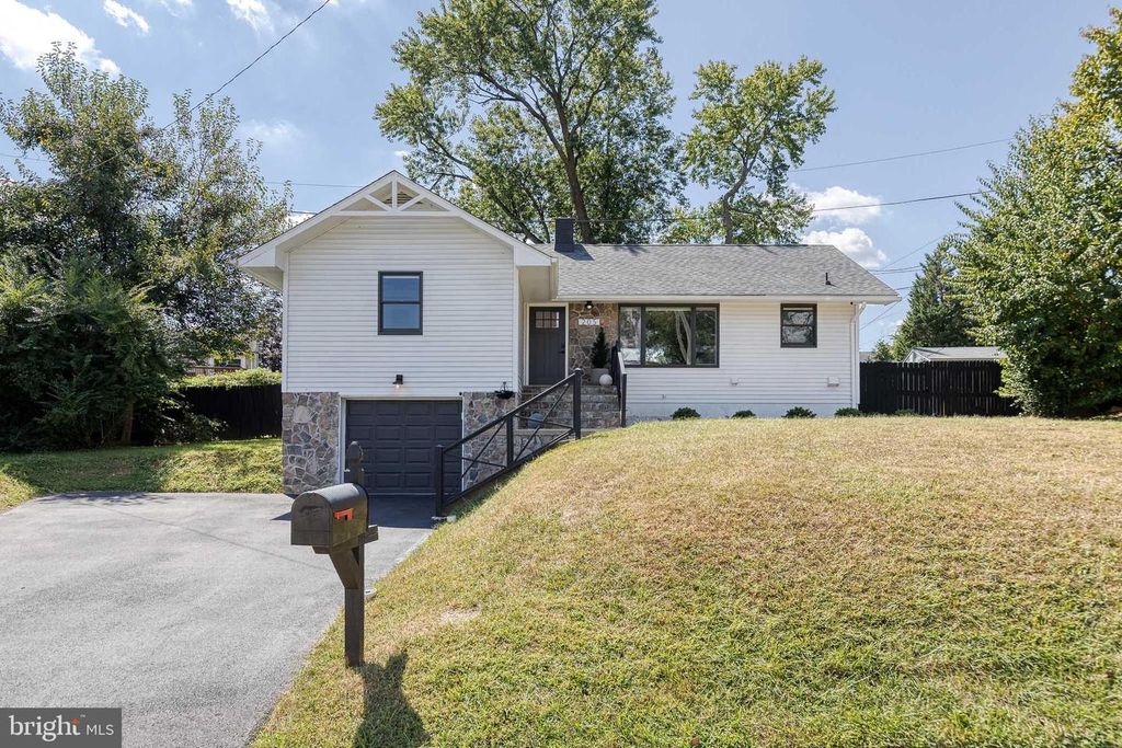 205 MINTA CT, Linthicum Heights, MD 21090