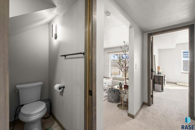 300 S Tumble Creek Ave Avenue, Sioux Falls, SD 57110