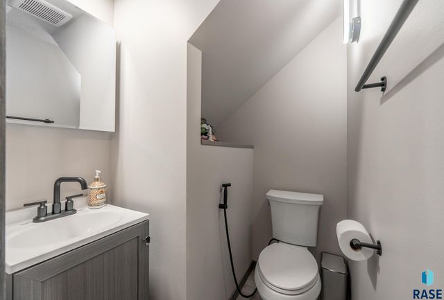 300 S Tumble Creek Ave Avenue, Sioux Falls, SD 57110