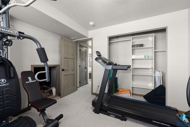 300 S Tumble Creek Ave Avenue, Sioux Falls, SD 57110