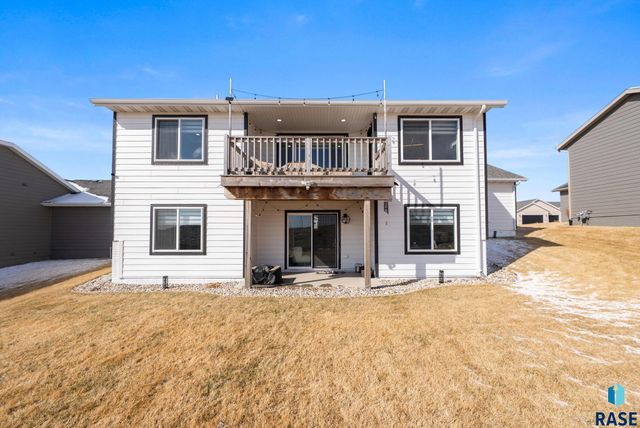 300 S Tumble Creek Ave Avenue, Sioux Falls, SD 57110