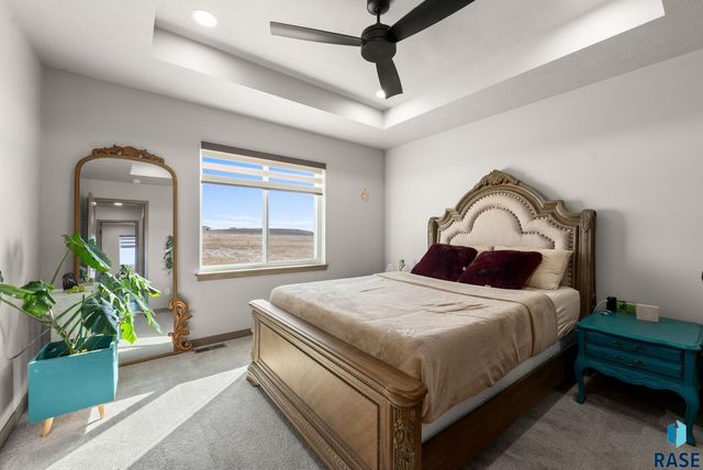 300 S Tumble Creek Ave Avenue, Sioux Falls, SD 57110