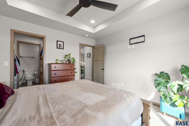 300 S Tumble Creek Ave Avenue, Sioux Falls, SD 57110