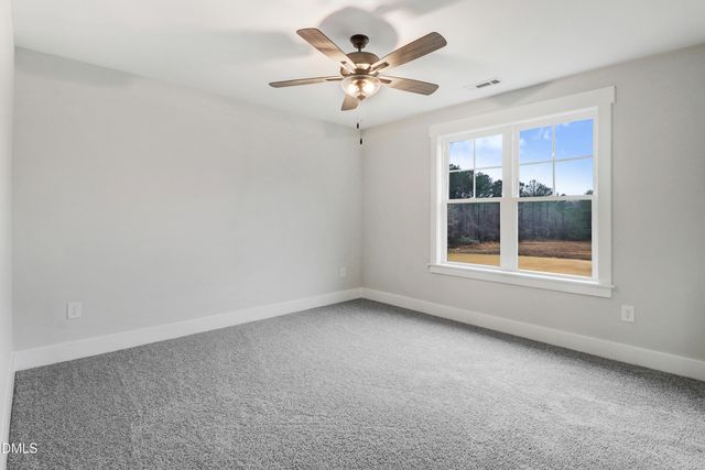 17 Birchtop Circle, Zebulon, NC 27597