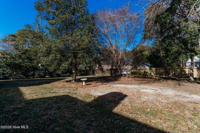 5111 Country Club Drive N, Wilson, NC 27896