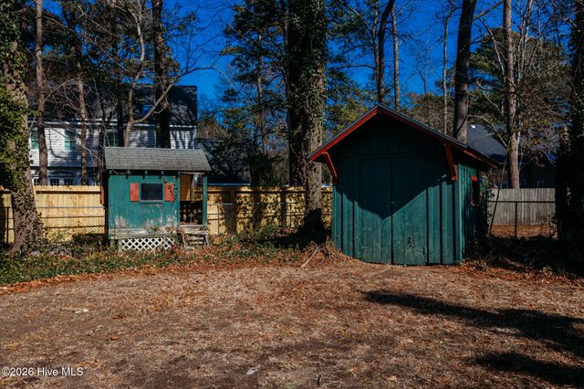 5111 Country Club Drive N, Wilson, NC 27896