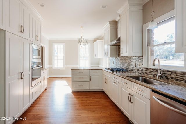 5111 Country Club Drive N, Wilson, NC 27896