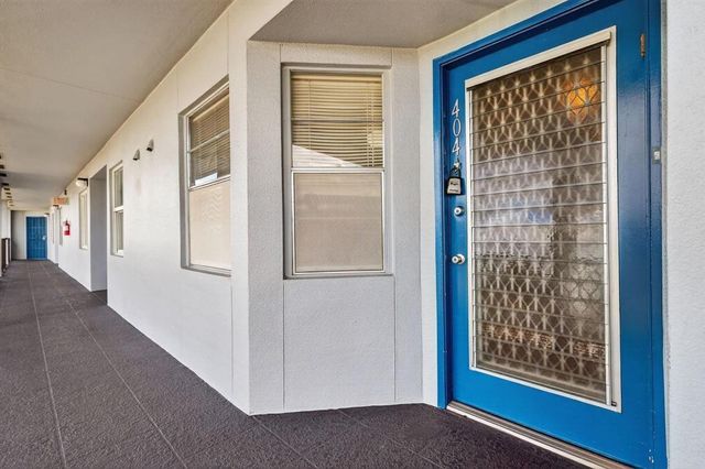 650 SW 124th Terrace 404p, Pembroke Pines, FL 33027